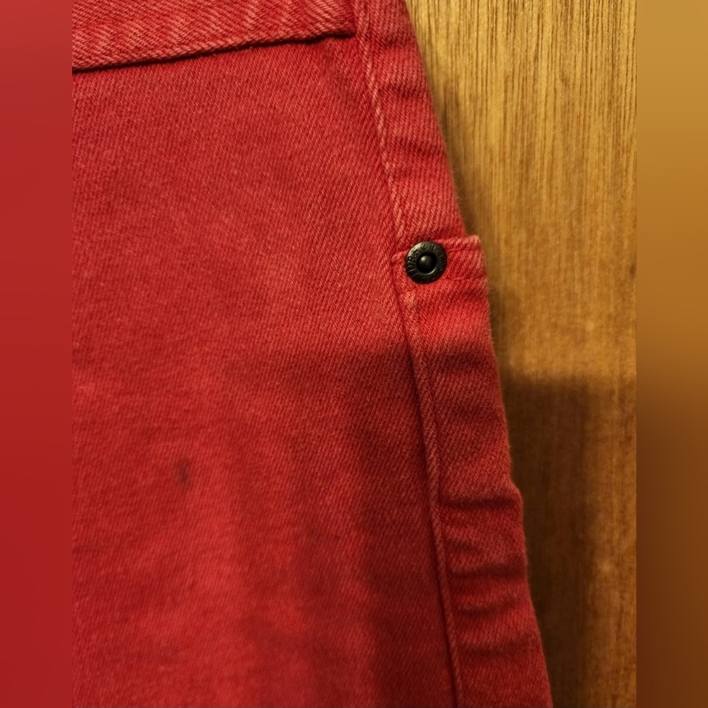 Flash Sale: Women's Red Jeans - Picture 3 of 5